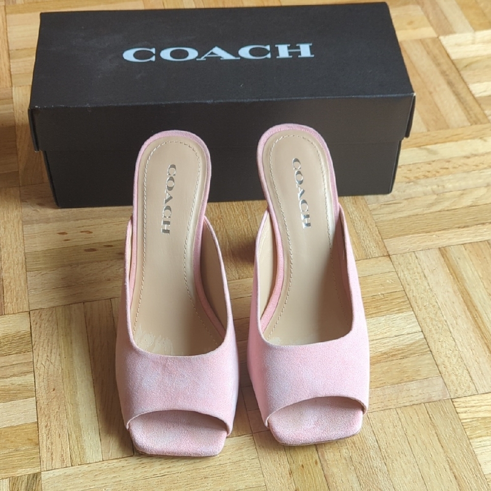 Coach Women's laurence Pink Peep Toe Pink Suede Heels